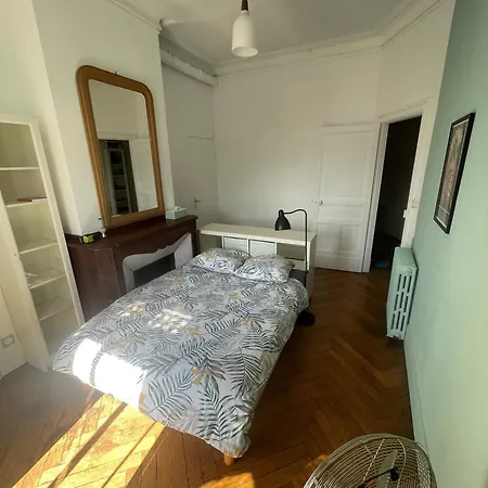 Homestay Comtesse - Climatisee - Proximite Metro *