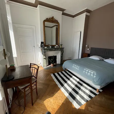 Homestay szállás Comtesse - Climatisee - Proximite Metro